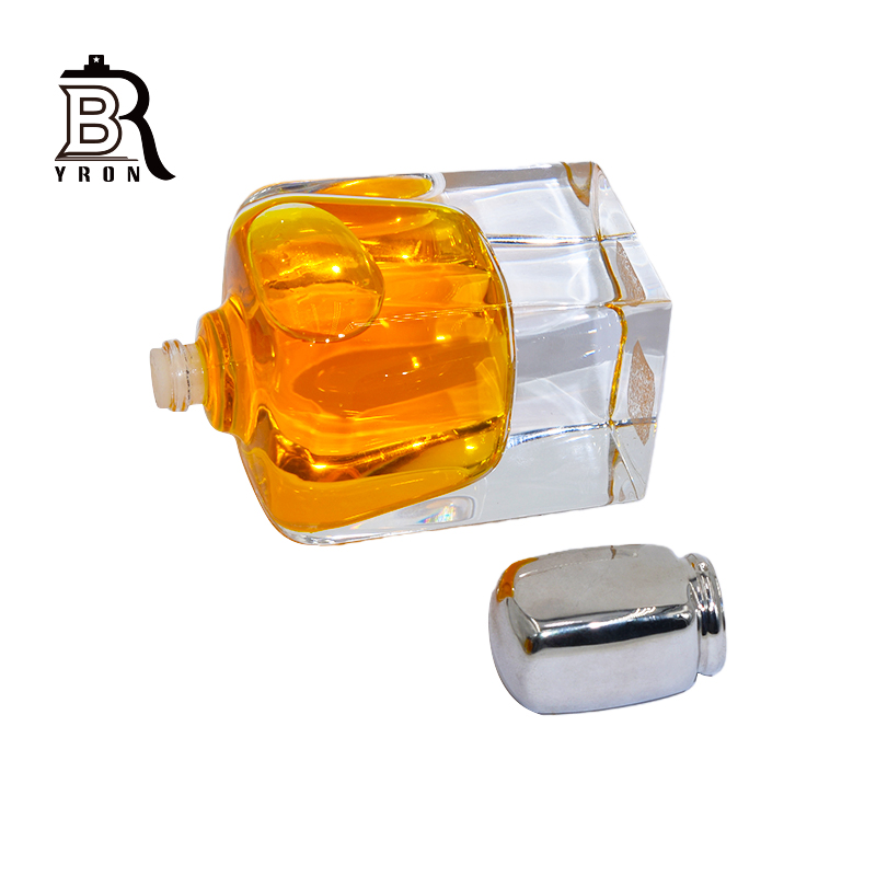 Customize Logo Bottle, Perfume Cap Bottles